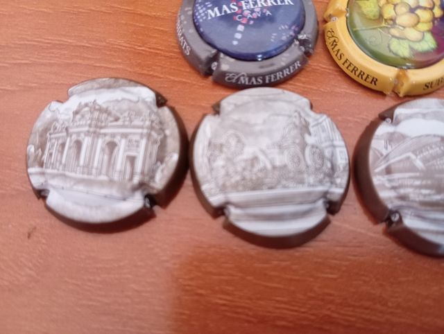 12 Chapas Cava - Coleccion