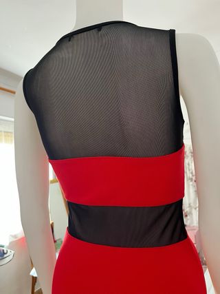 Vestido rojo ajustado c/cremallera