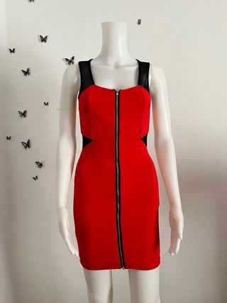 Vestido rojo ajustado c/cremallera