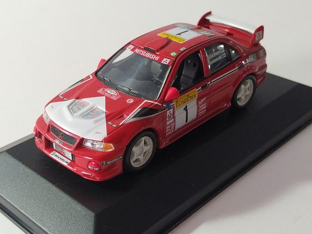 Mitsubishi Lancer WRC a escala 1:43 (Altaya)