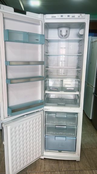 Nevera combi marca Siemens  no frost  barata