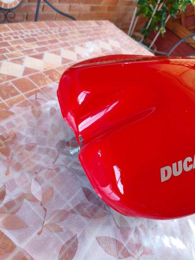 Serbatoio Ducati 748/916/996/998