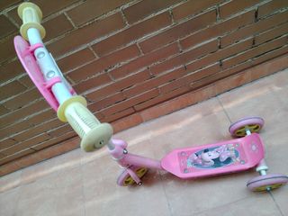 Patinete Minnie Mouse niña