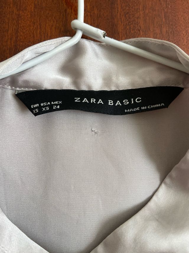 Blusa Zara Basic XS beige