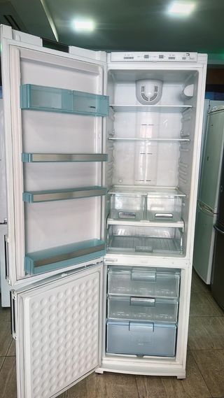 Nevera Siemens combi, No Frost, A+ barata