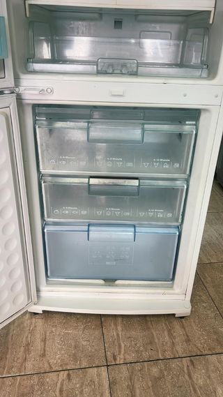 Nevera Siemens combi, No Frost, A+ barata