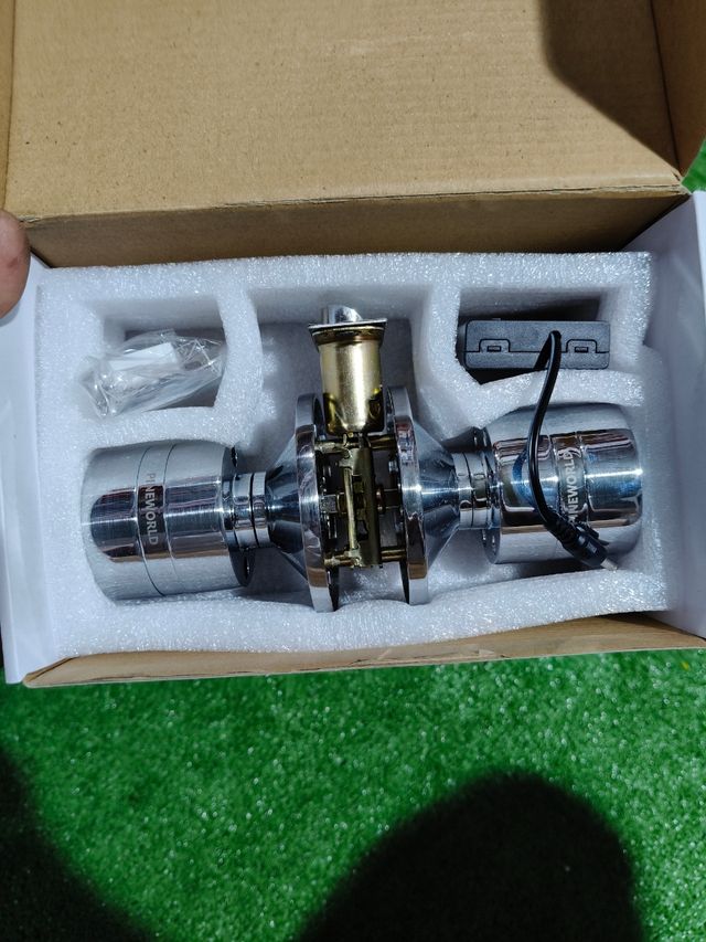 Cerradura digital Neworld bluetooth.