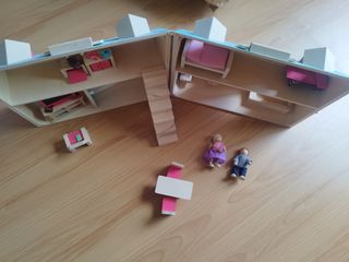 Casa muñecas madera Mundo Diver
