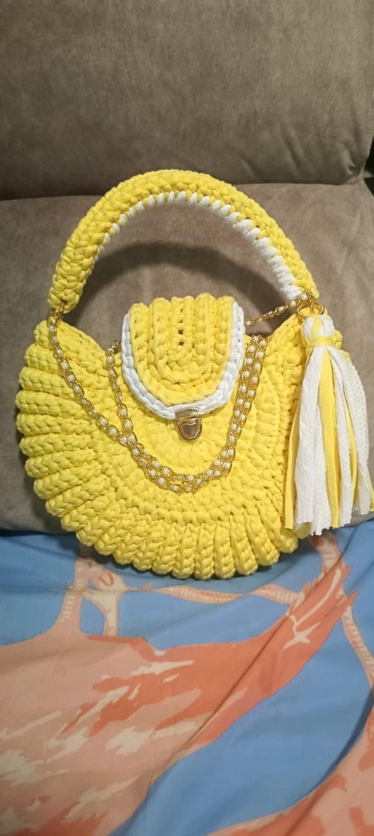 Bolsos de mujer tejidos a mano