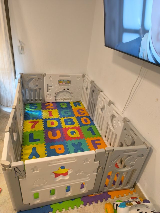 Parque infantil plegable + alfombra