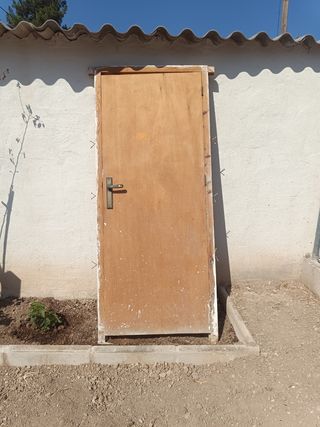 Puerta madera antigua