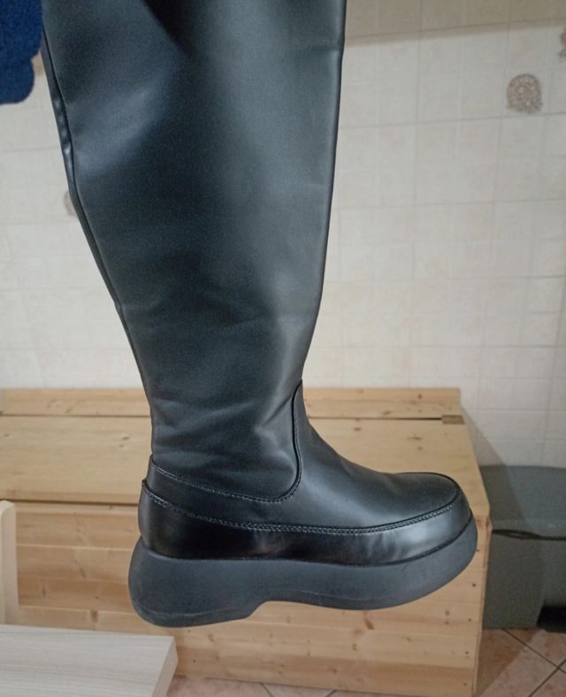 Stivali alti neri ecopelle - n.37