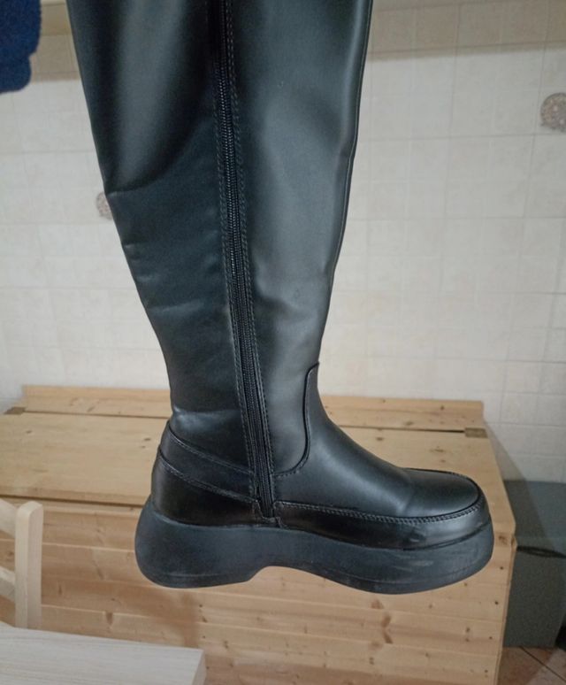 Stivali alti neri ecopelle - n.37