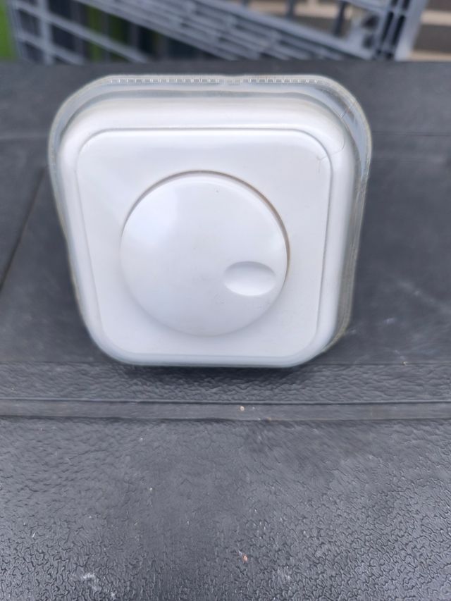 Regulador intensidad luz