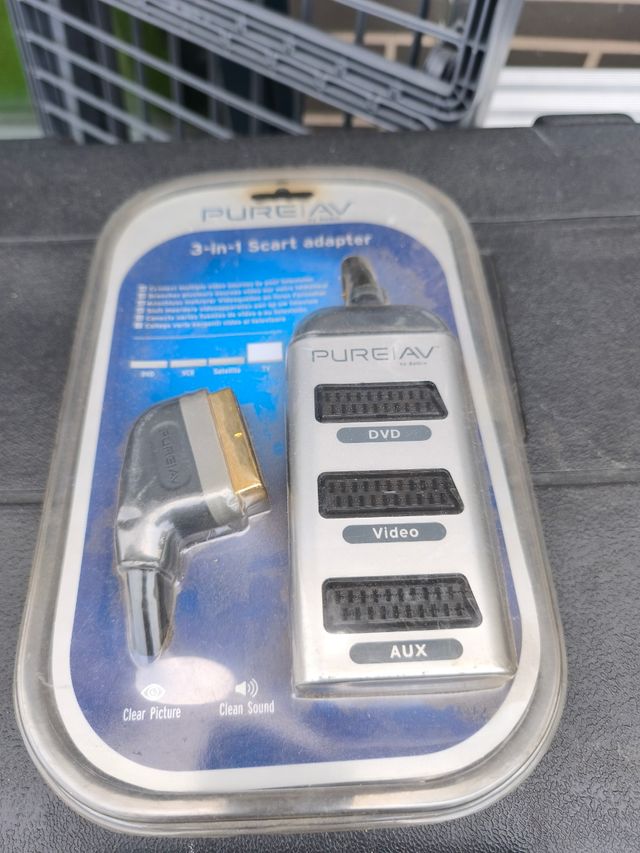 Adaptador Scart PureAV 3 en 1