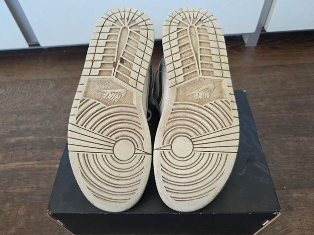 Nike Air Jordan Mid SE size 40