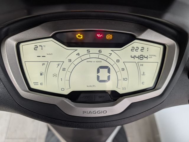 PIAGGIO BEVERLY 400 HPE 2022