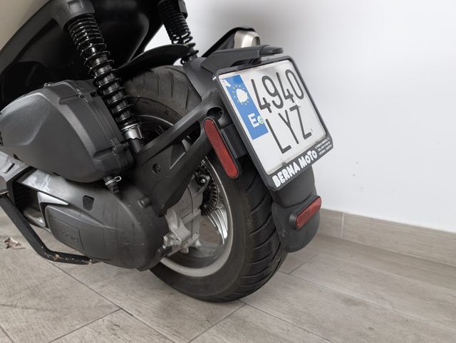 PIAGGIO BEVERLY 400 HPE 2022