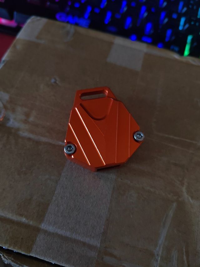 Funda protectora llave KTM naranja