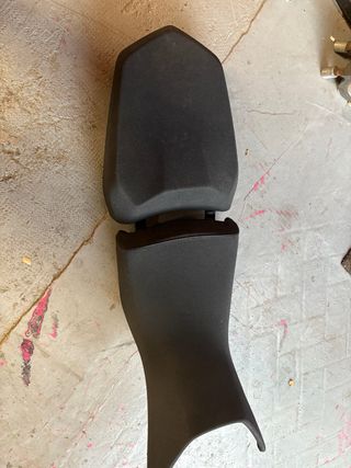 Asiento ktm 890 2023