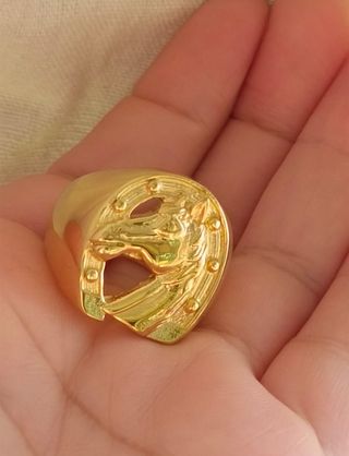 Anillo chapado en oro 18k Caballo Herradura
