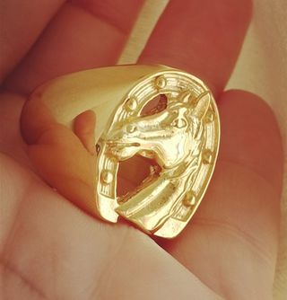 Anillo chapado en oro 18k Caballo Herradura