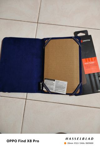 Custodia Griffin Varsity Passport iPad mini