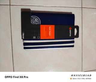 Custodia Griffin Varsity Passport iPad mini