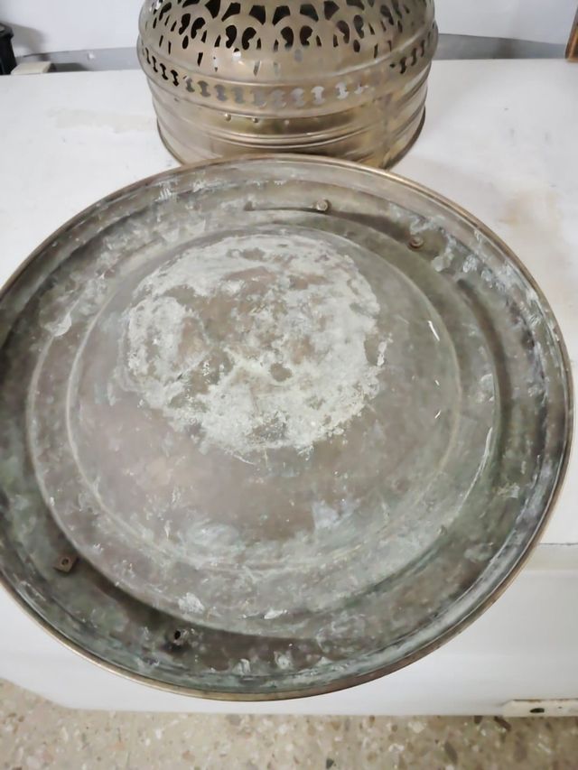 Brasero antiguo de bronce