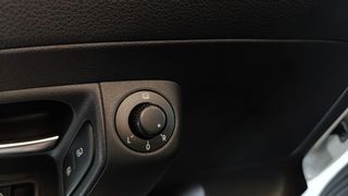 Volkswagen Polo 1.4 85cv Advance - 87.000Km