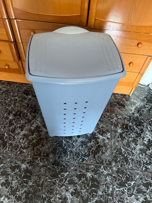 Cesto ropa sucia Tatay - 60L azul