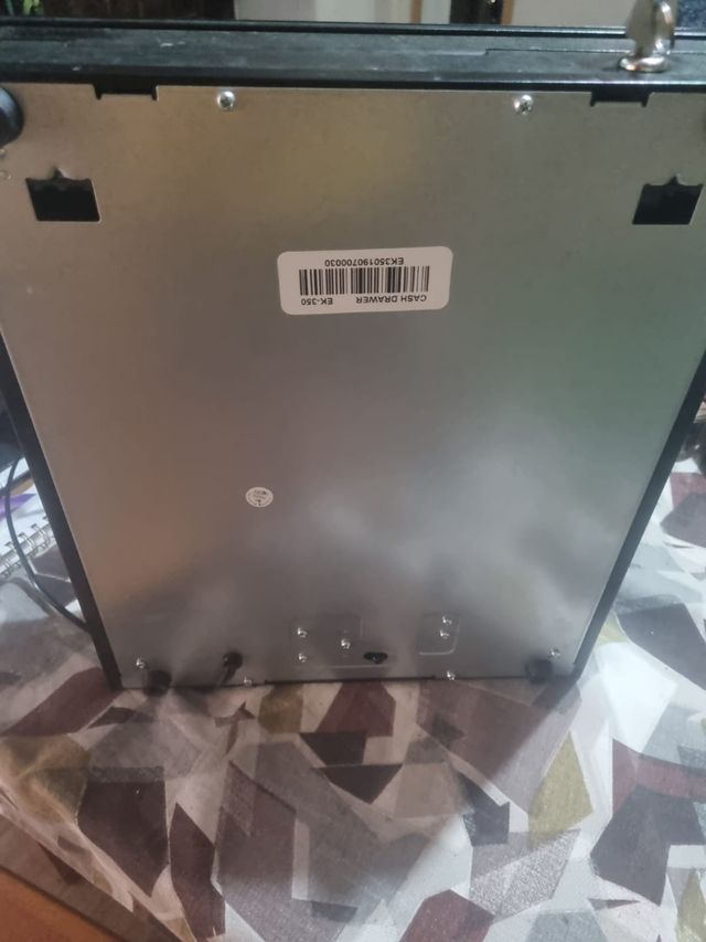 Cajón portamonedas e impresoras