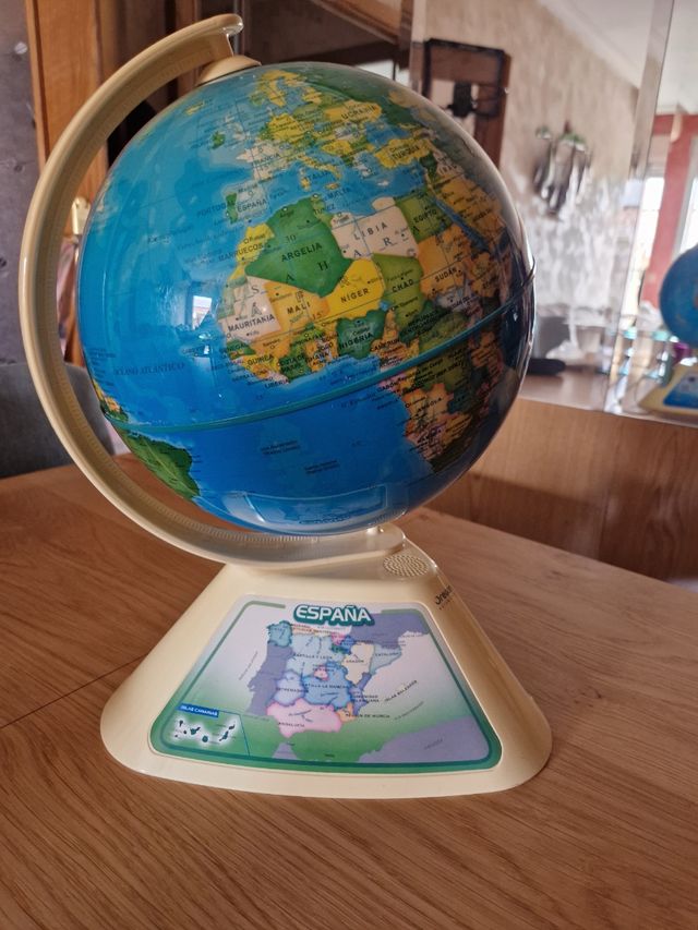 Globo terráqueo interactivo Pulsa
