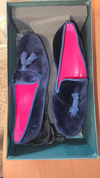 Mocasines ante azul marino