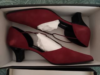 Sandalias Lodi color Rubí talla 38
