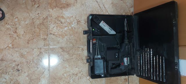 Taladro percutor wurth, batería 24v