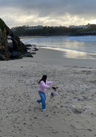 Paseadora/cuidadora de mascotas
