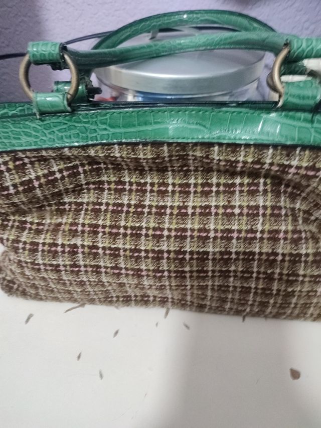 Bolso vintage verde y beige cocodrilo pantalon