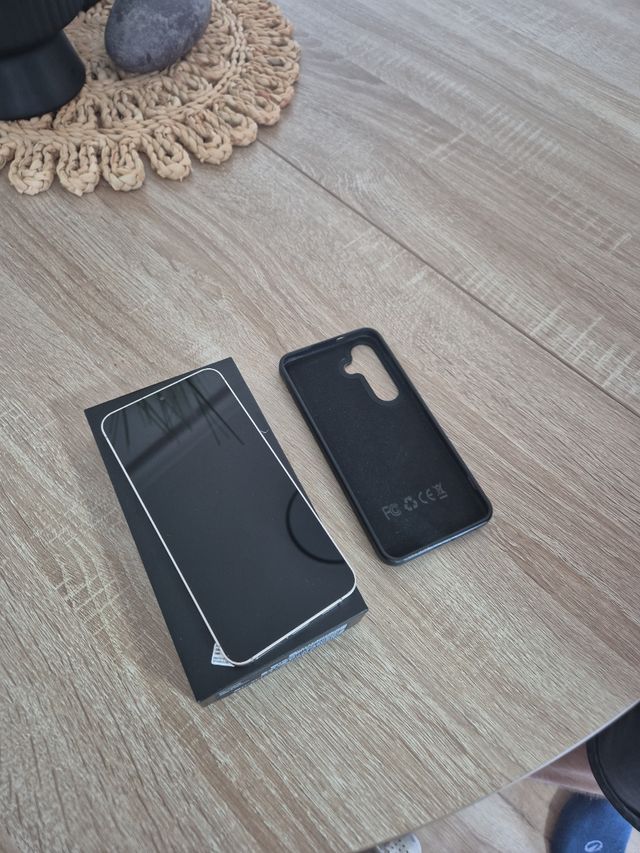 SAMSUNG Galaxy S24 256GB Beige