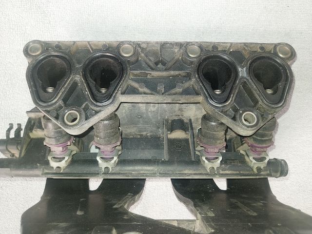 Colector Admisión+Inyectores Twingo 1.2 D7f.