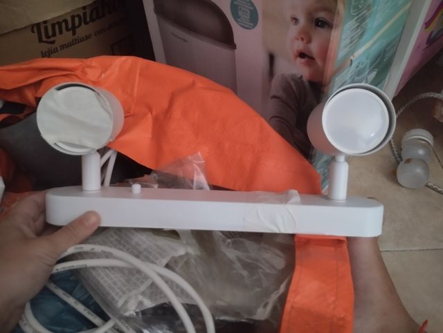 Lámpara baño blanca - nueva