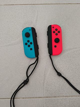 Nintendo Switch Azul-Rojo