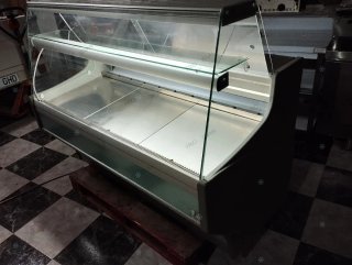 Vitrina frigorífica  seminueva