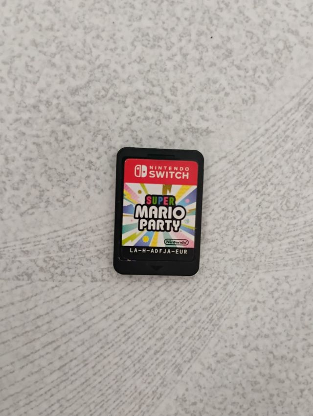 Caja con juegos Nintendo switch