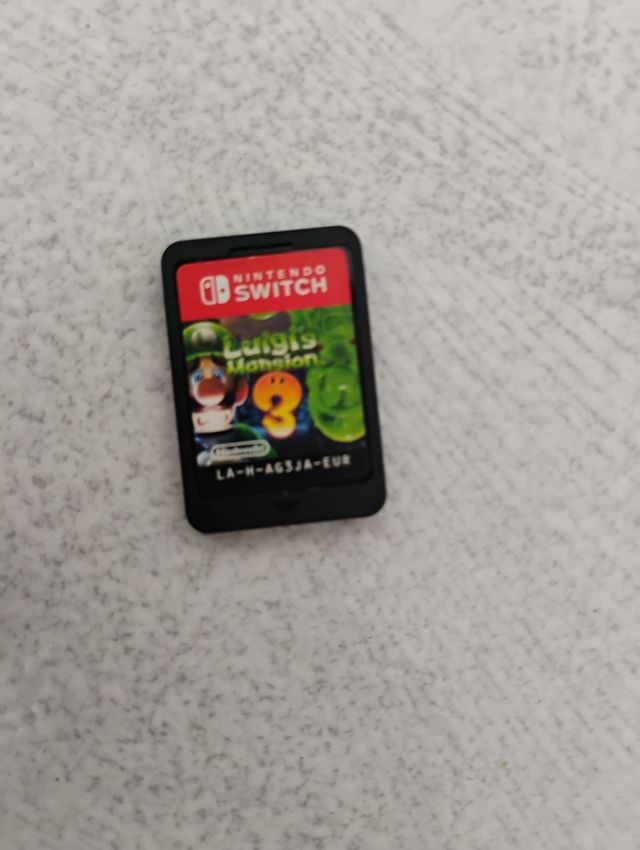 Caja con juegos Nintendo switch