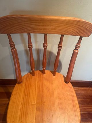 Silla madera marrón