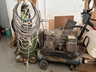 Compresor+Calderín Gotelé usado