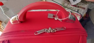 Neceser Oriflame rojo