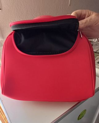 Neceser Oriflame rojo