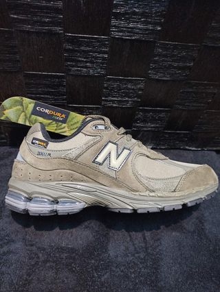 New Balance  2002R modelo M2002RPK de Cordura.